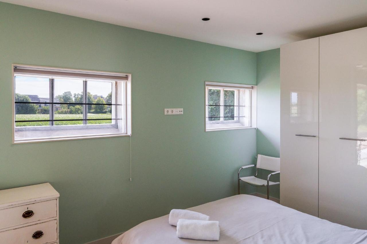 Kimswerd Appartement De Dageraad In Monumentale Boerderij מראה חיצוני תמונה